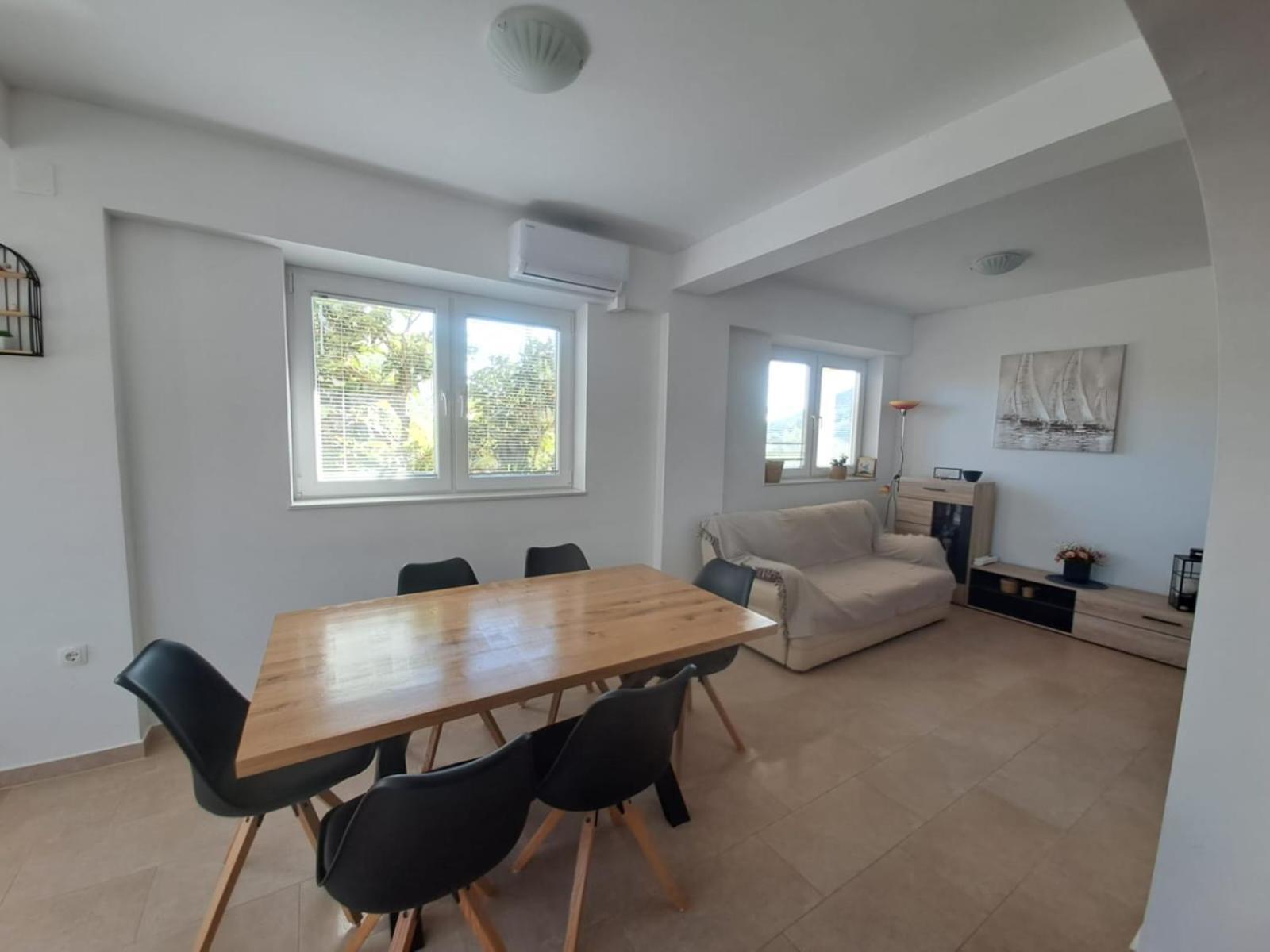 Pletkovic Apartments Tribalj Eksteriør bilde