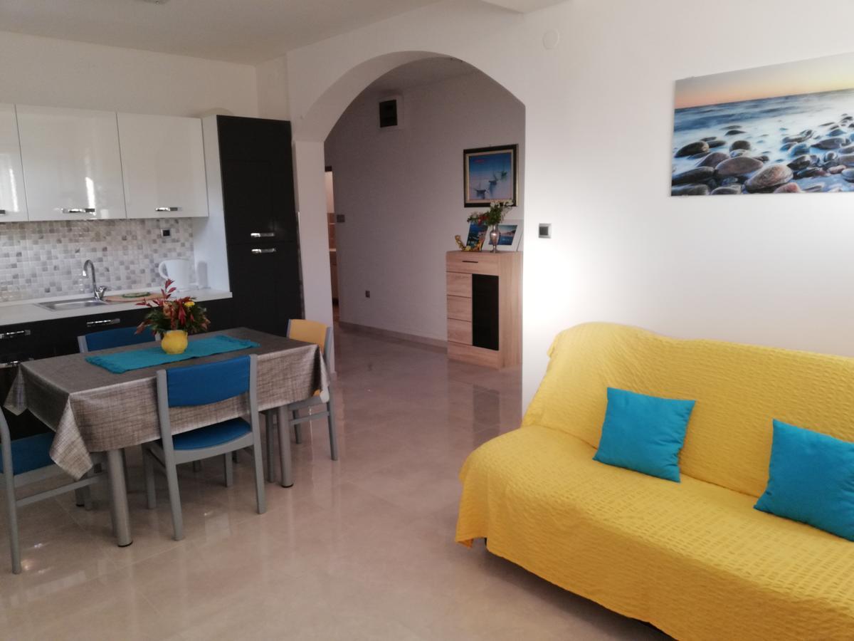 Pletkovic Apartments Tribalj Eksteriør bilde